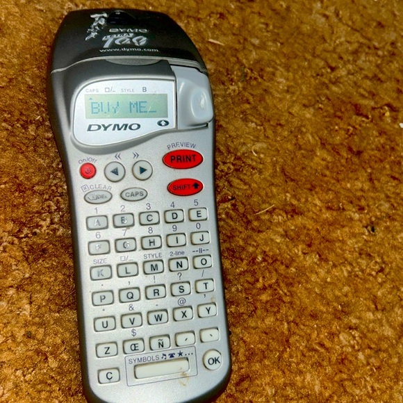 Dymo Tetra Tag label maker - Picture 1 of 5